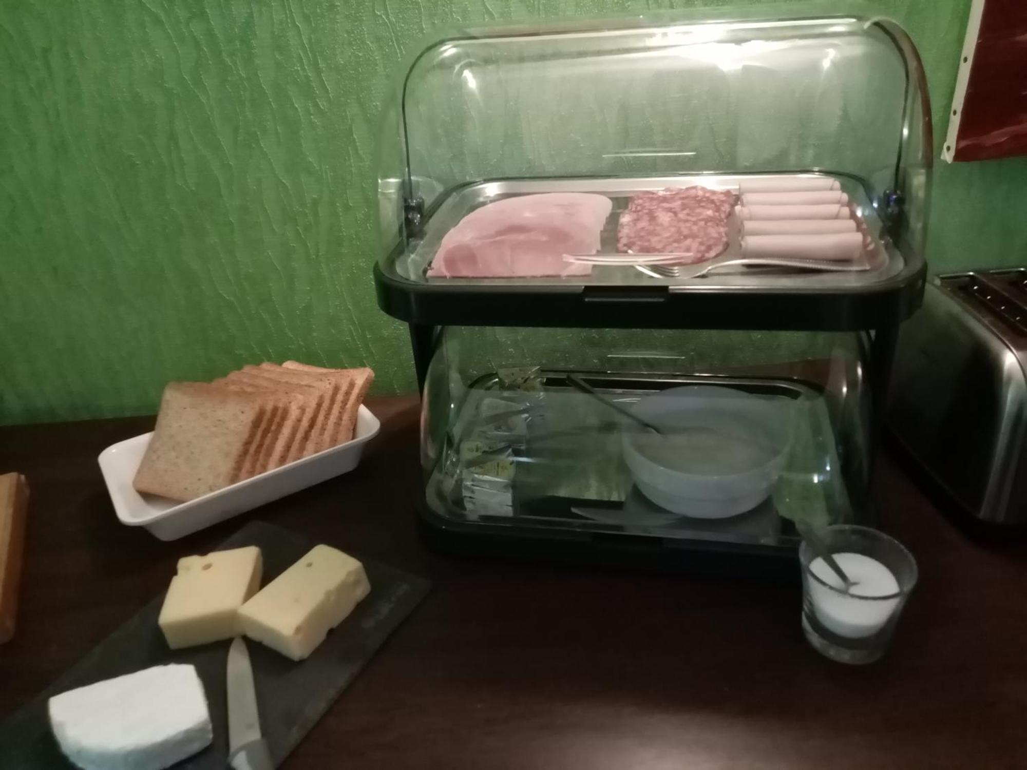 圣昆廷/诺德布里特酒店 Fayet  外观 照片